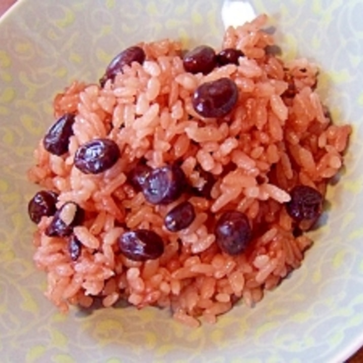 鮮やか!赤そら豆ご飯☆